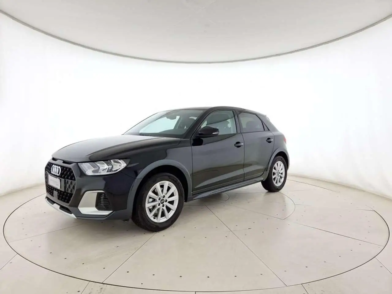 Photo 1 : Audi A1 2024 Petrol