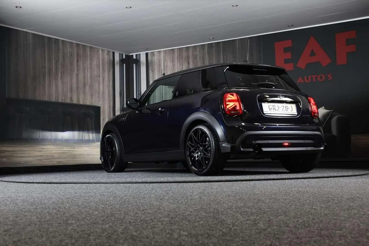 Photo 1 : Mini Cooper 2023 Petrol