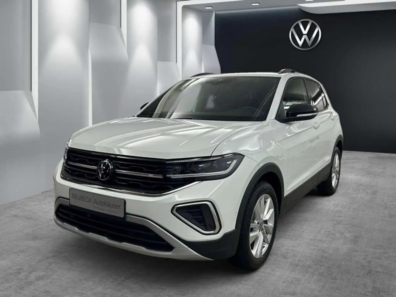 Photo 1 : Volkswagen T-cross 2024 Petrol