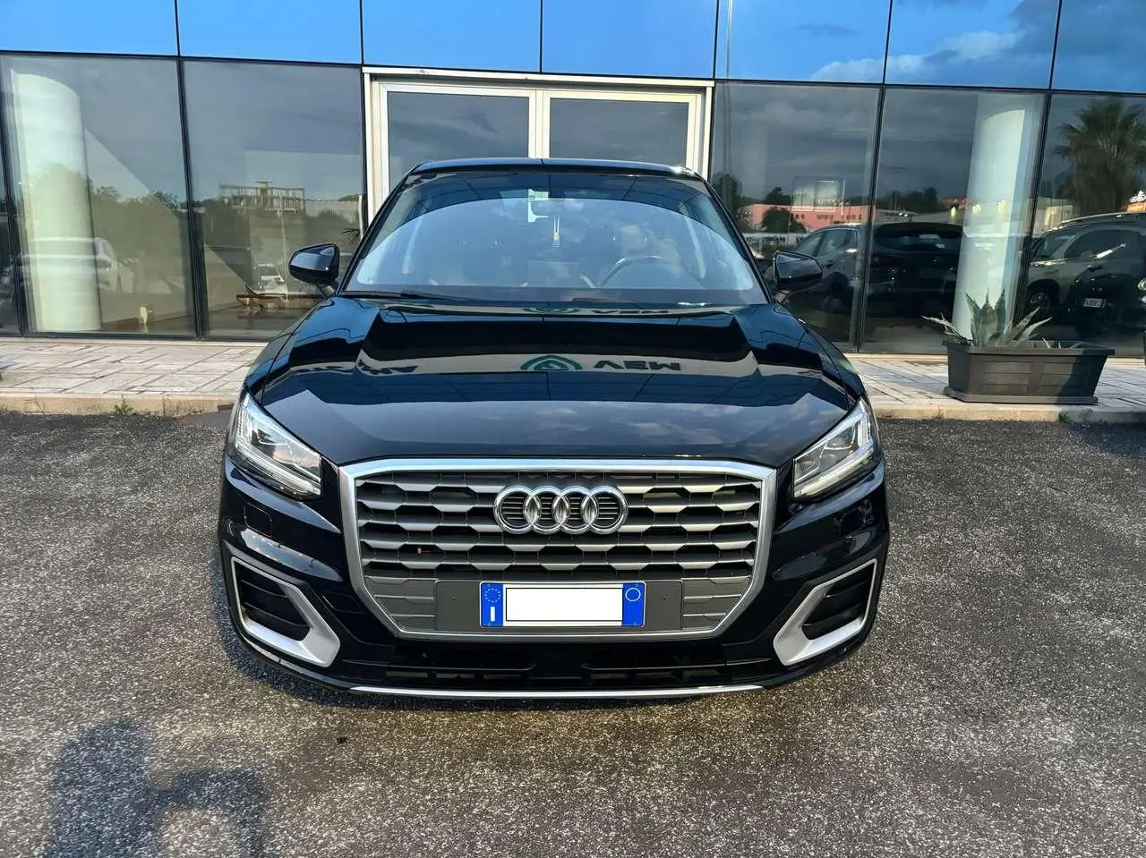 Photo 1 : Audi Q2 2017 Diesel