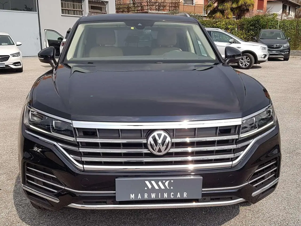 Photo 1 : Volkswagen Touareg 2019 Diesel