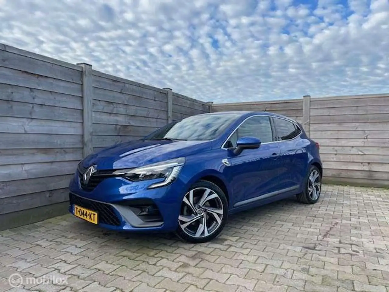 Photo 1 : Renault Clio 2021 Petrol