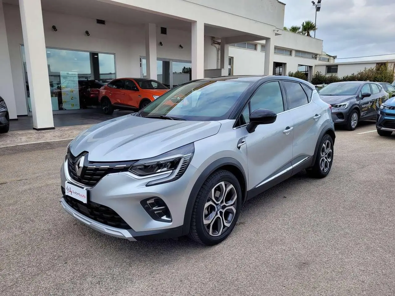 Photo 1 : Renault Captur 2020 Hybride