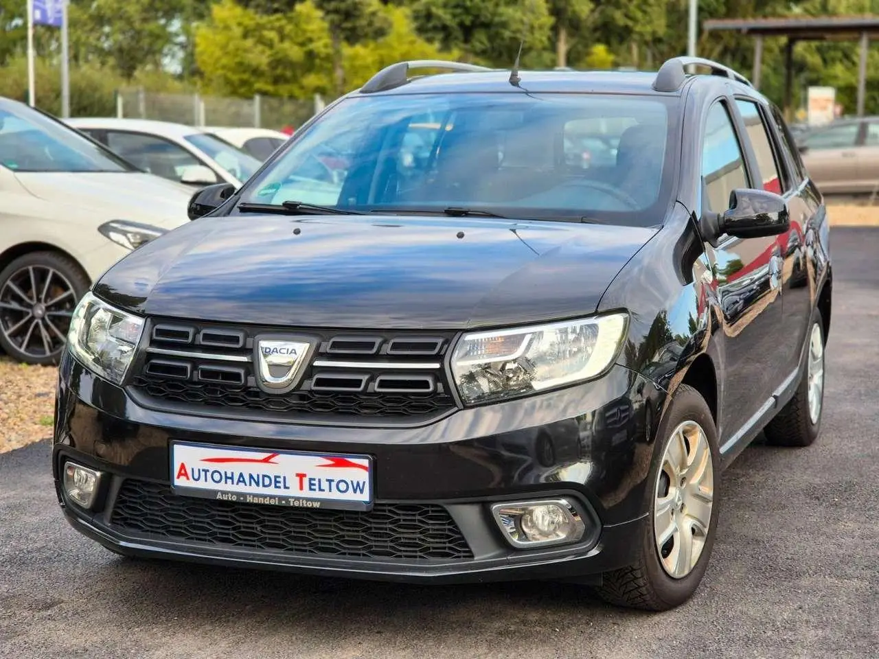 Photo 1 : Dacia Logan 2019 Petrol