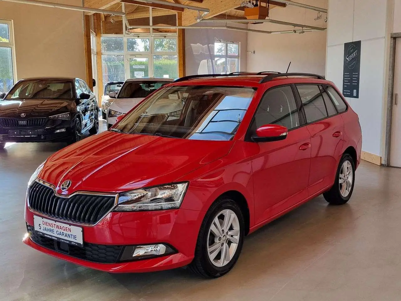 Photo 1 : Skoda Fabia 2022 Petrol