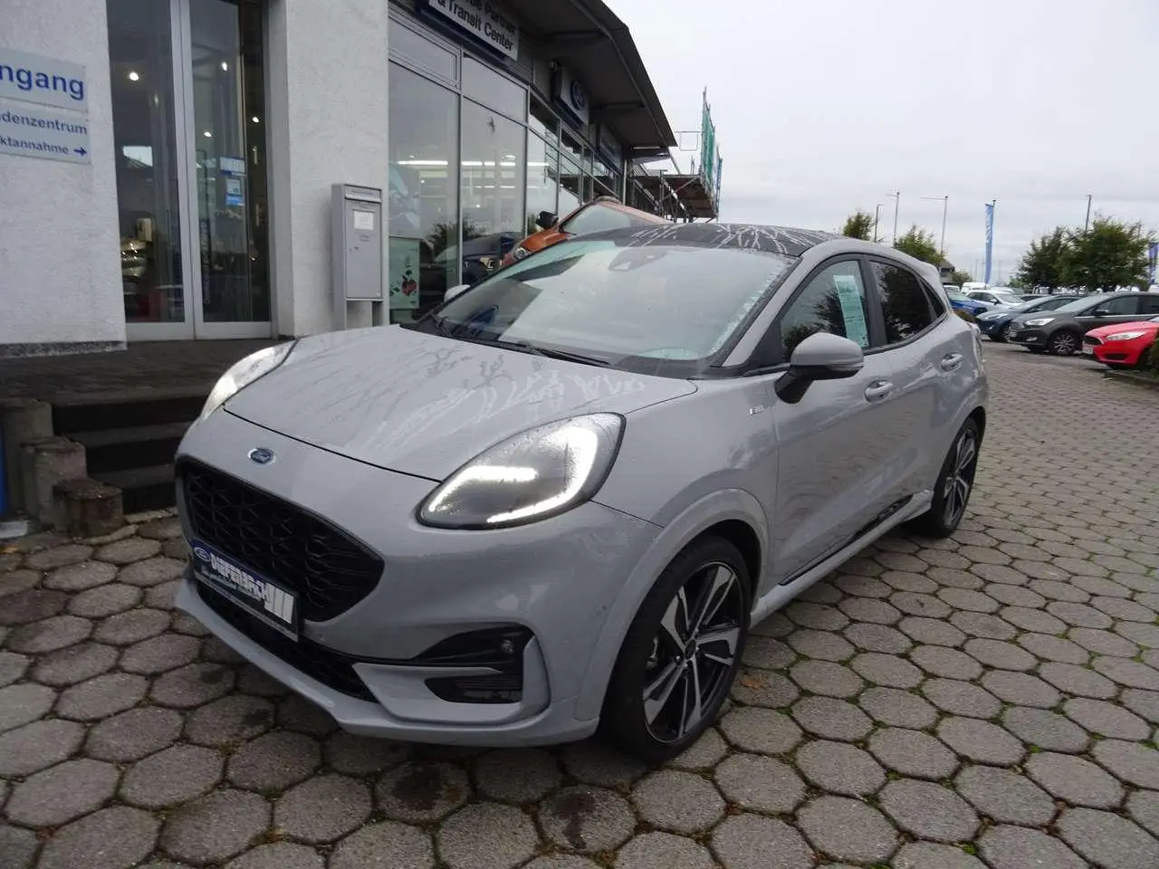 Photo 1 : Ford Puma 2021 Petrol