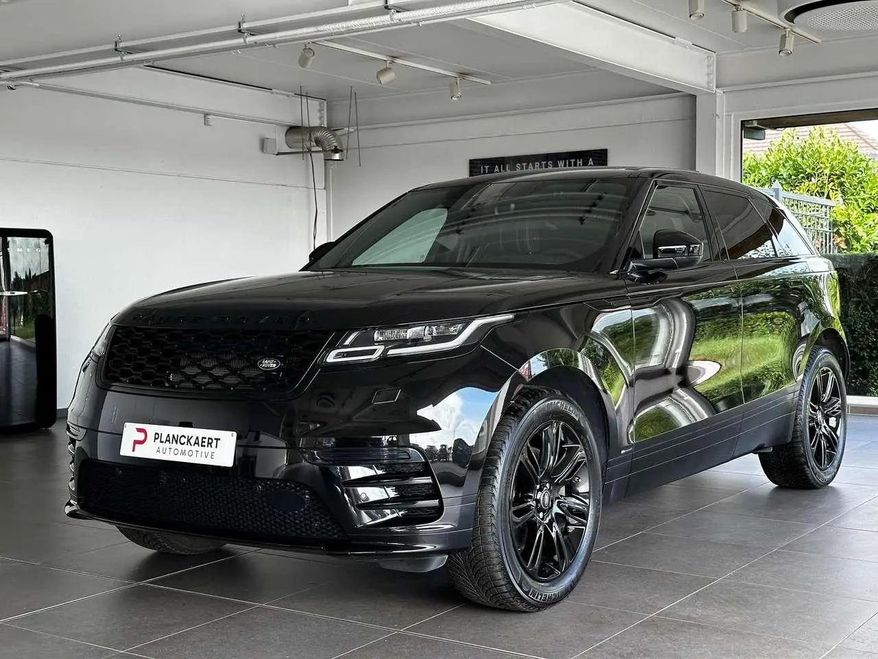 Photo 1 : Land Rover Range Rover Velar 2020 Essence