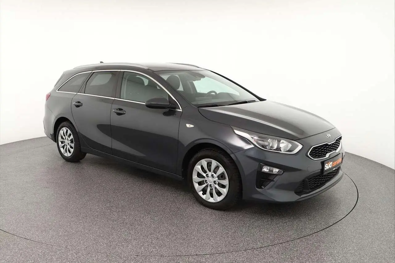 Photo 1 : Kia Ceed 2022 Petrol