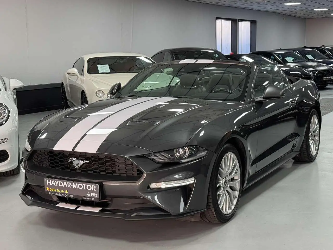 Photo 1 : Ford Mustang 2018 Petrol