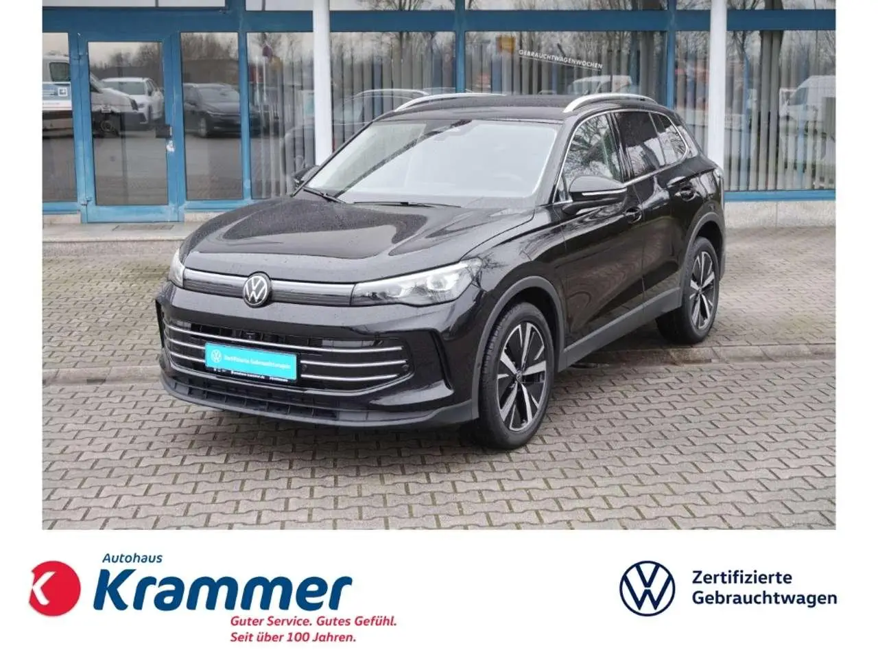 Photo 1 : Volkswagen Tiguan 2024 Petrol