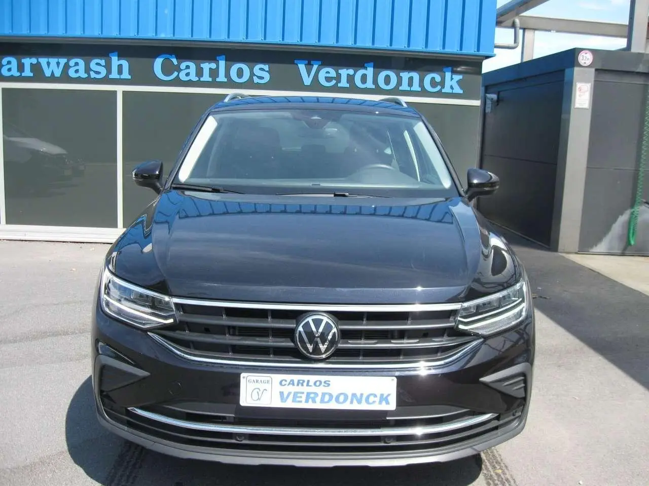 Photo 1 : Volkswagen Tiguan 2023 Petrol