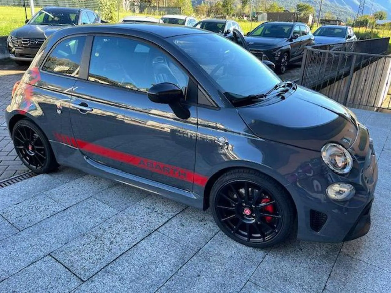 Photo 1 : Abarth 695 2017 Essence