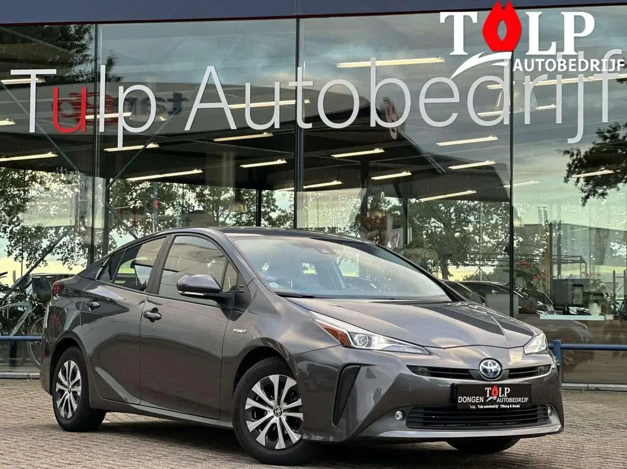 Photo 1 : Toyota Prius 2019 Hybride