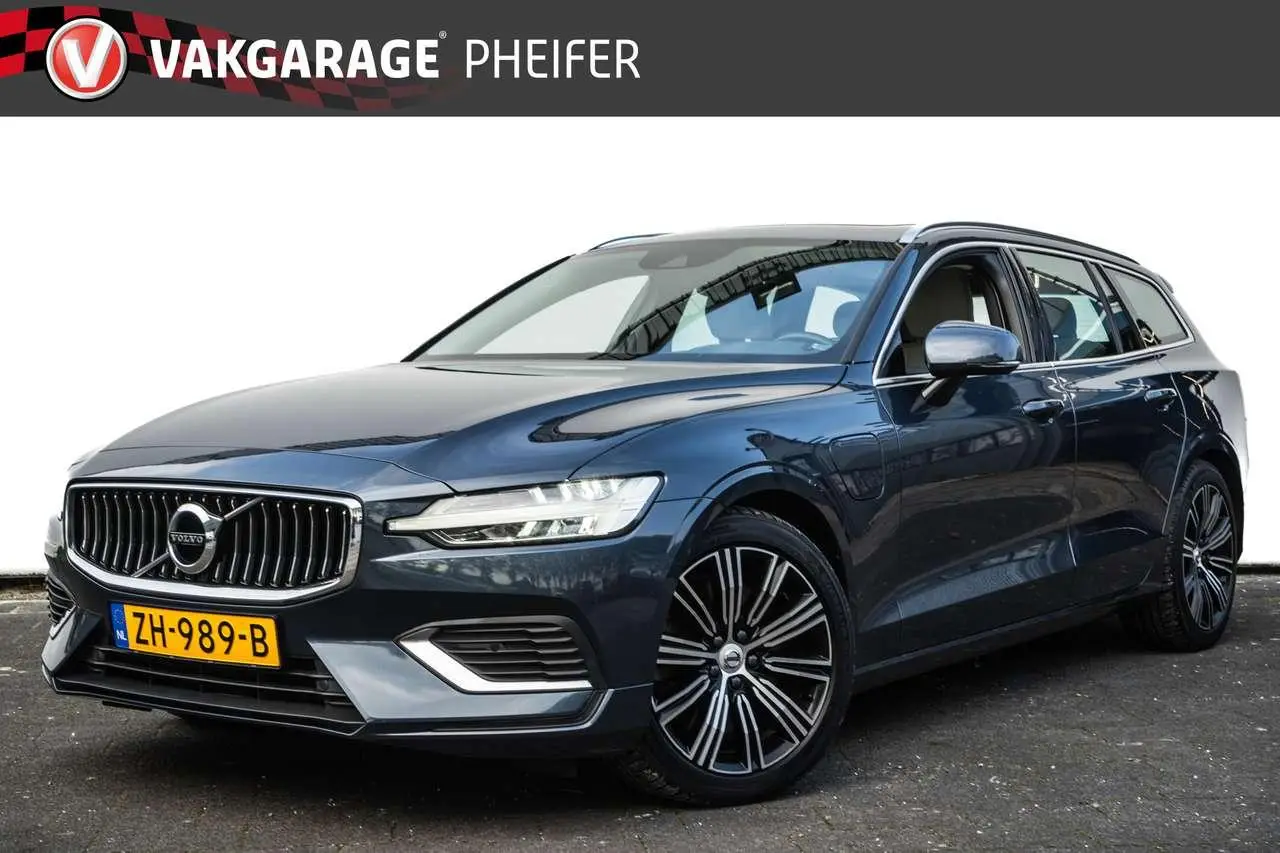 Photo 1 : Volvo V60 2019 Hybride