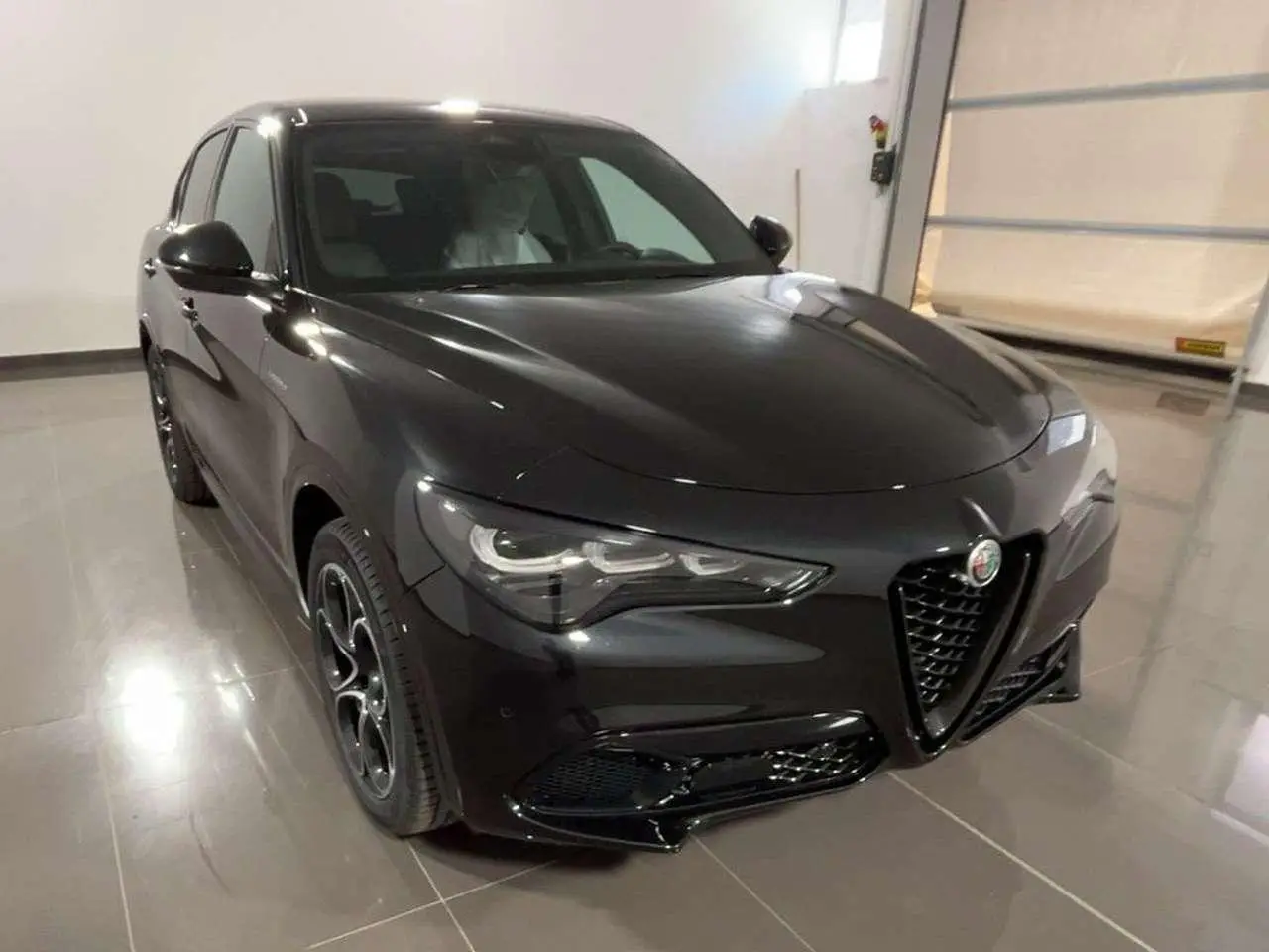 Photo 1 : Alfa Romeo Stelvio 2024 Diesel