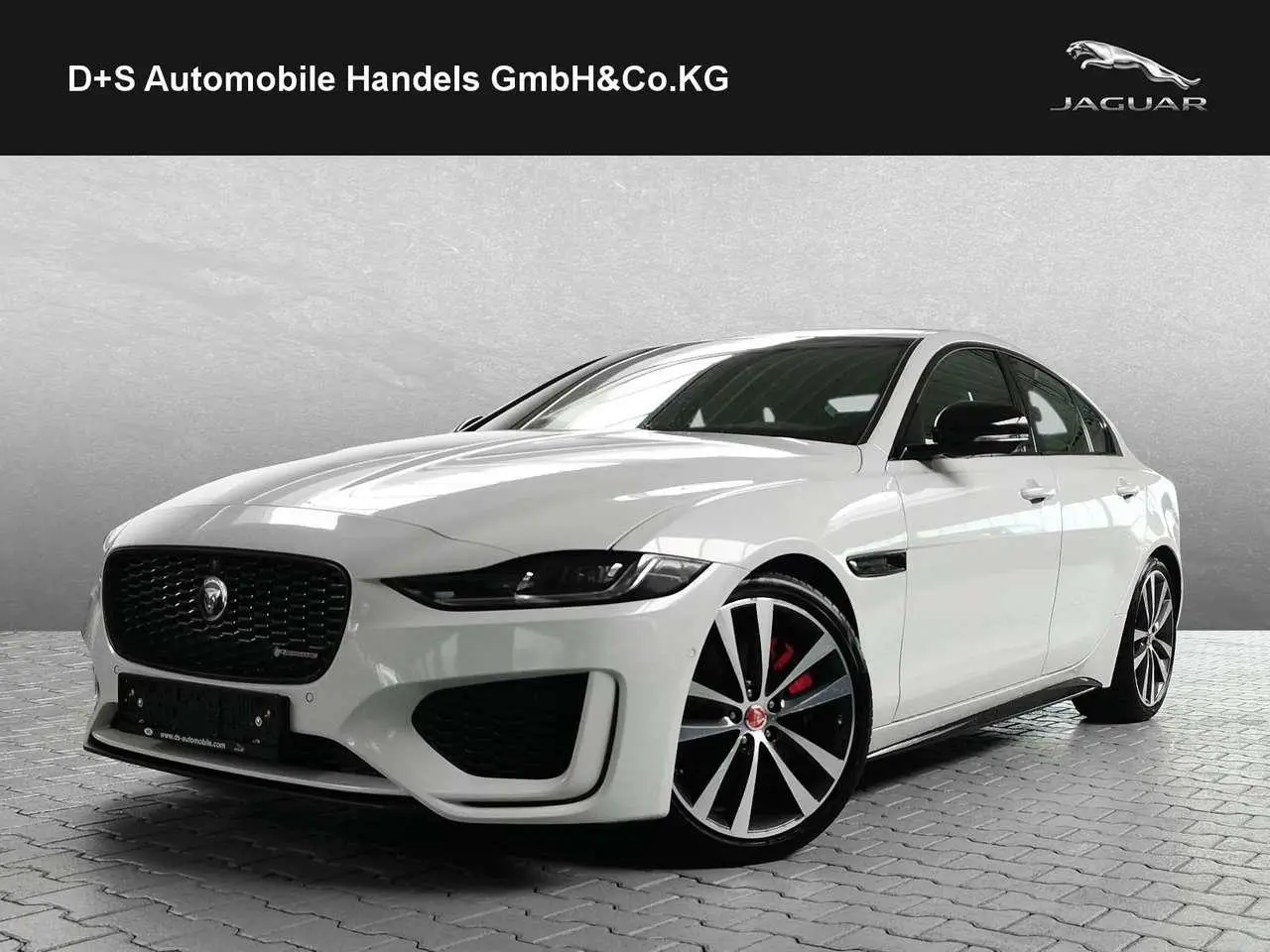 Photo 1 : Jaguar Xe 2021 Diesel