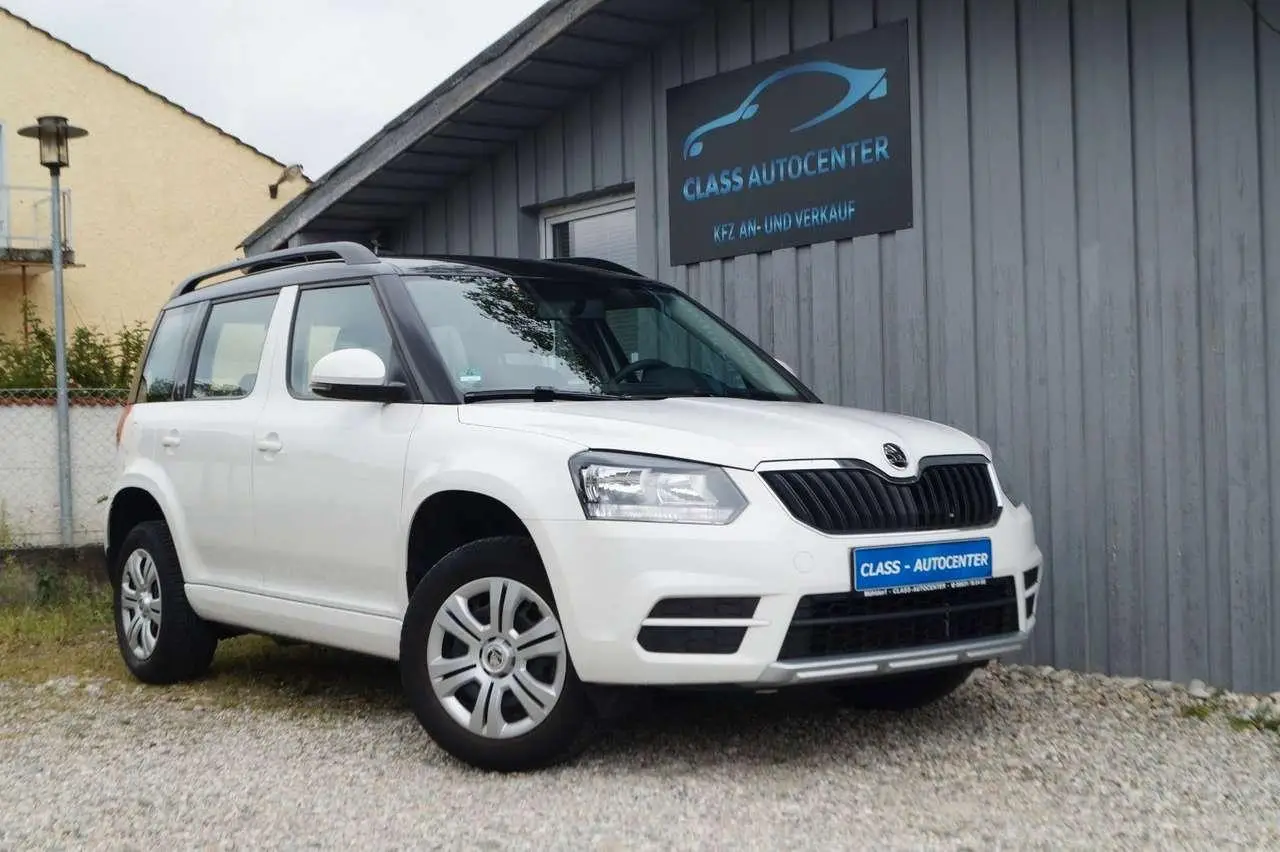 Photo 1 : Skoda Yeti 2016 Petrol