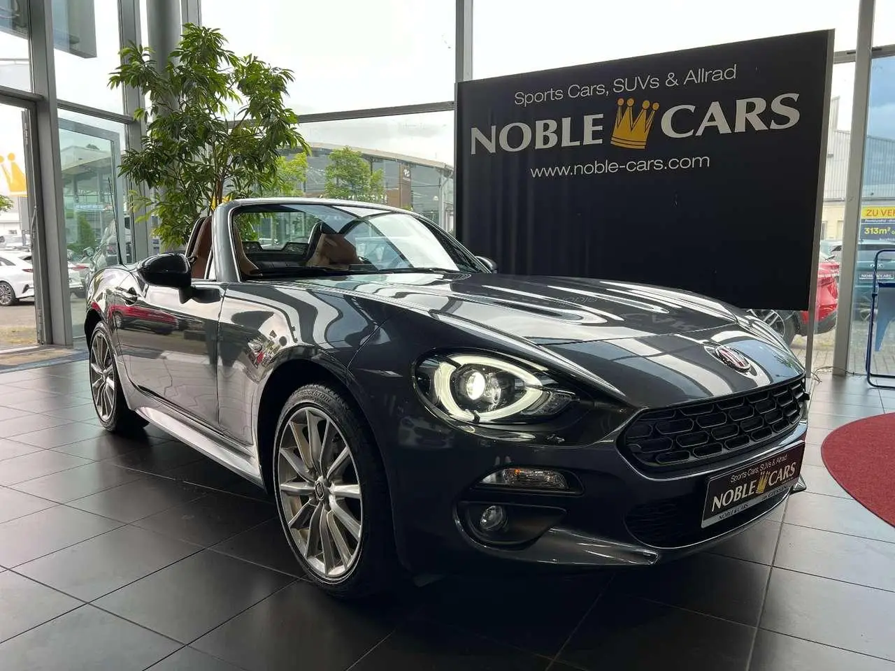 Photo 1 : Fiat 124 Spider 2019 Essence