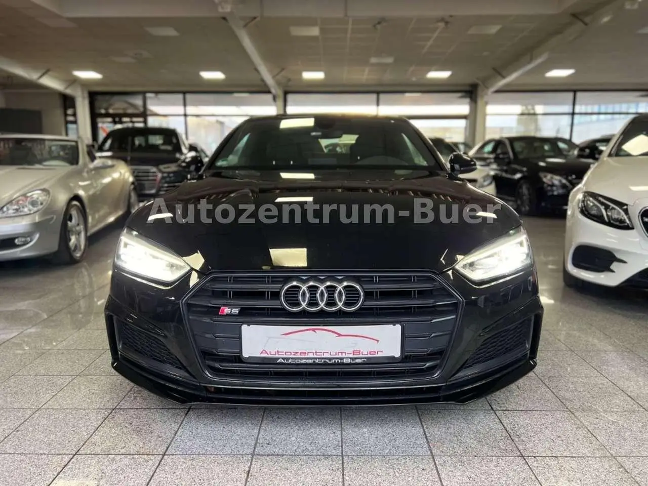 Photo 1 : Audi S5 2018 Petrol