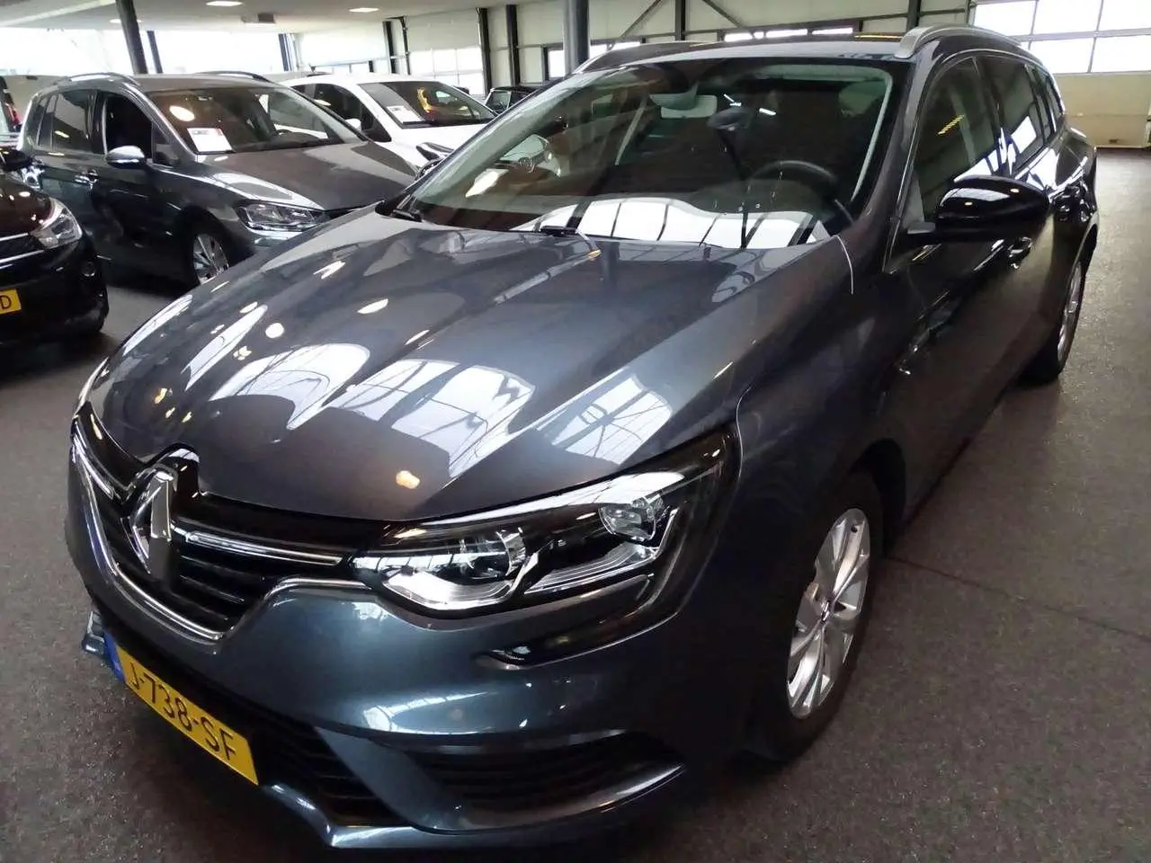 Photo 1 : Renault Megane 2020 Essence