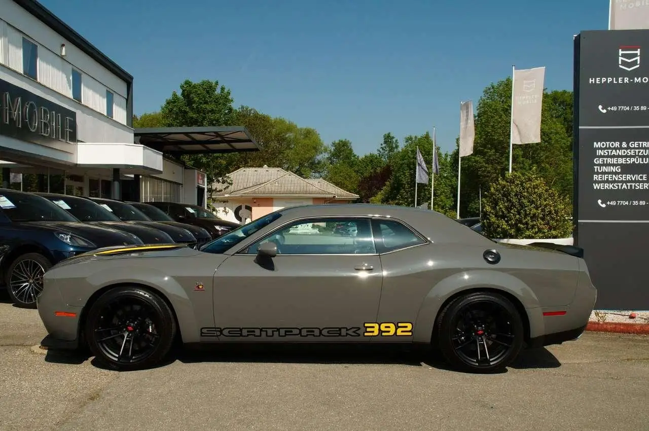 Photo 1 : Dodge Challenger 2017 Petrol