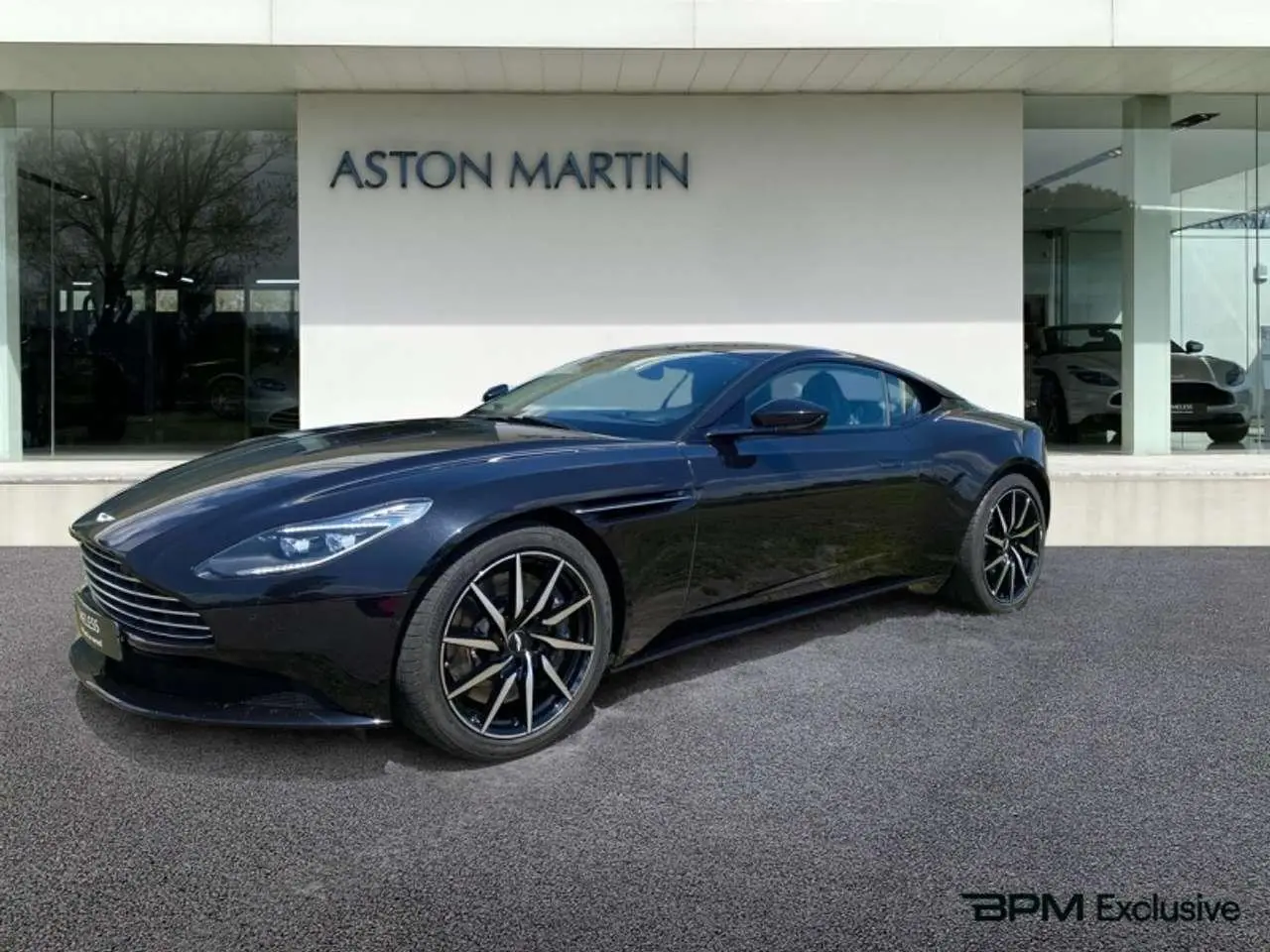 Photo 1 : Aston Martin Db11 2017 Petrol