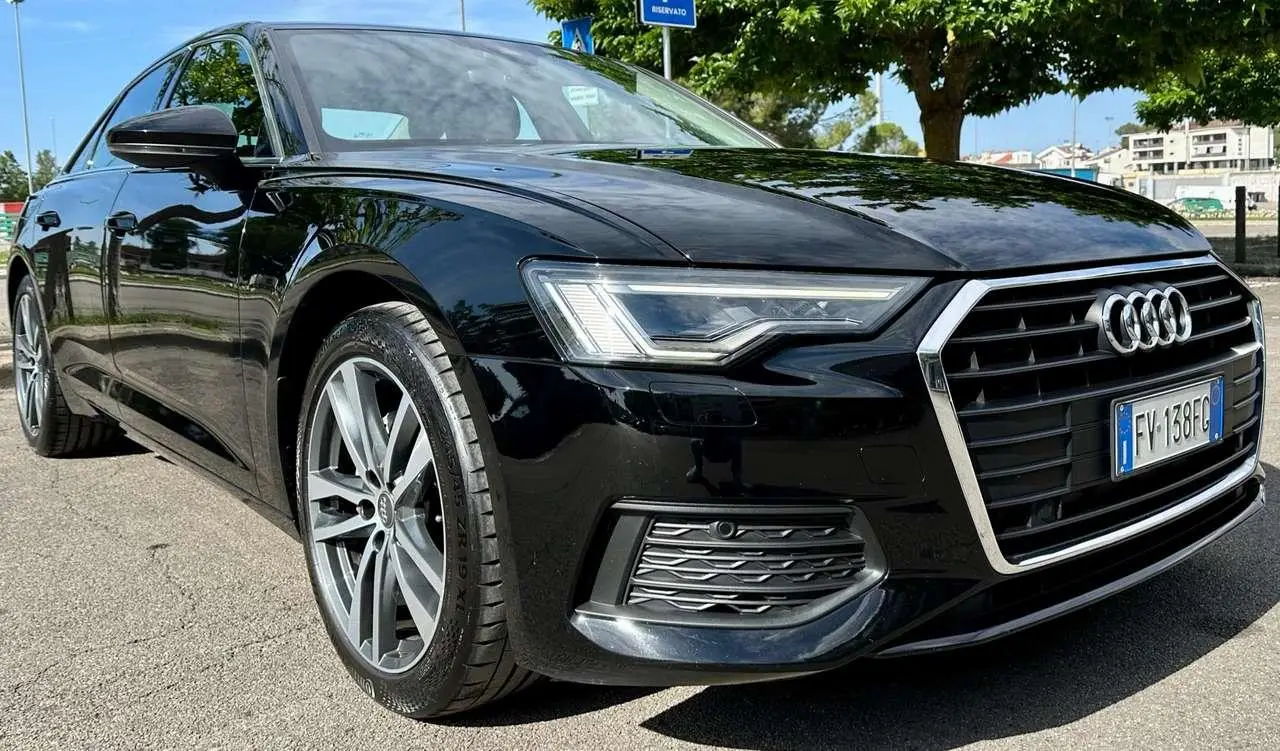 Photo 1 : Audi A6 2019 Hybride