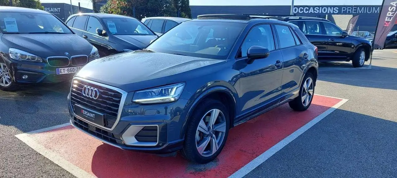 Photo 1 : Audi Q2 2017 Diesel