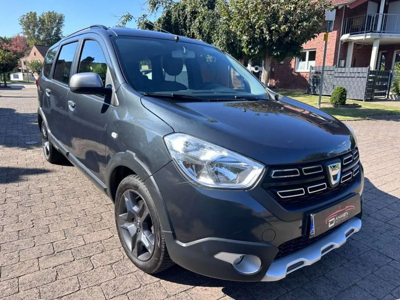 Photo 1 : Dacia Lodgy 2017 Essence