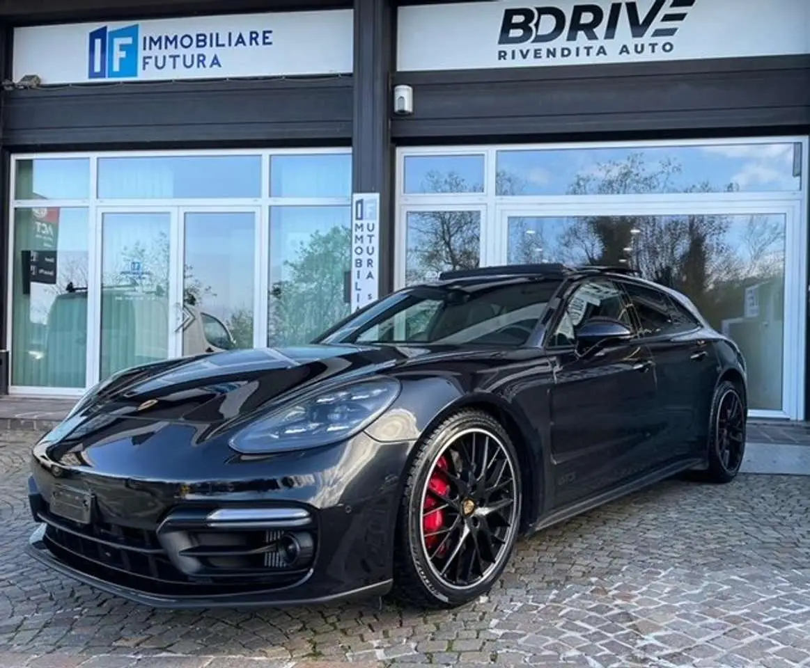 Photo 1 : Porsche Panamera 2019 Essence