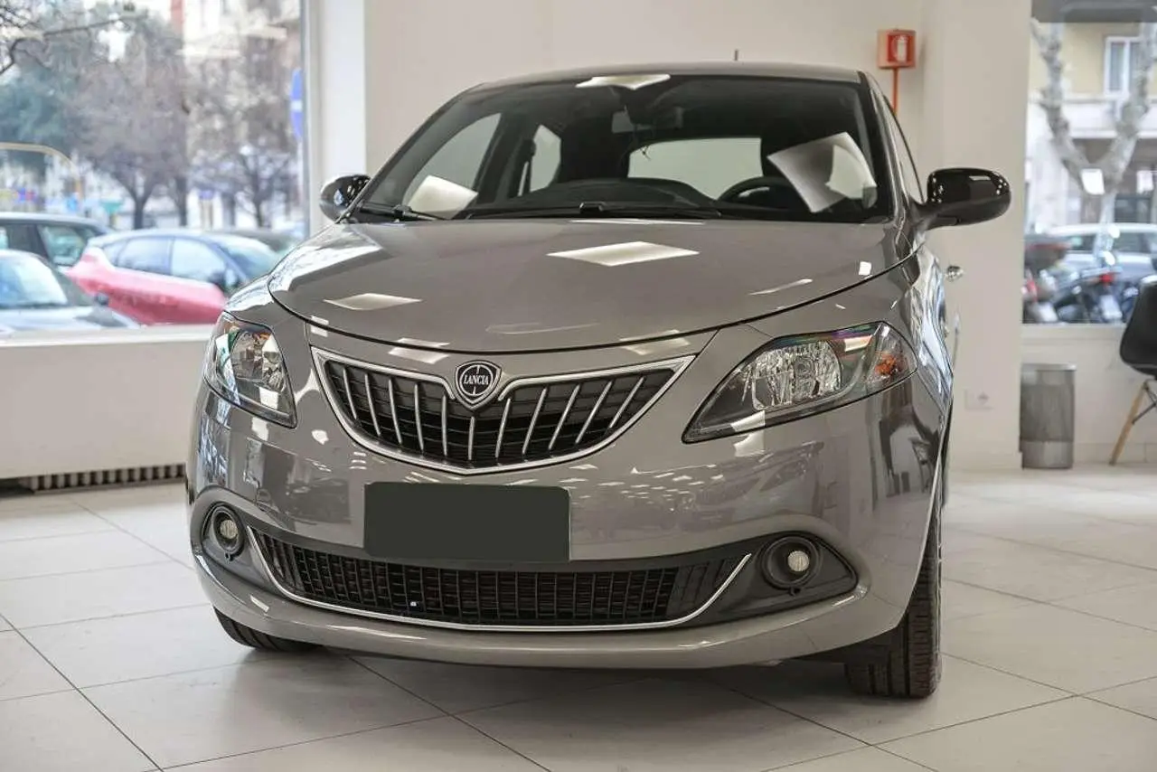 Photo 1 : Lancia Ypsilon 2022 Hybrid