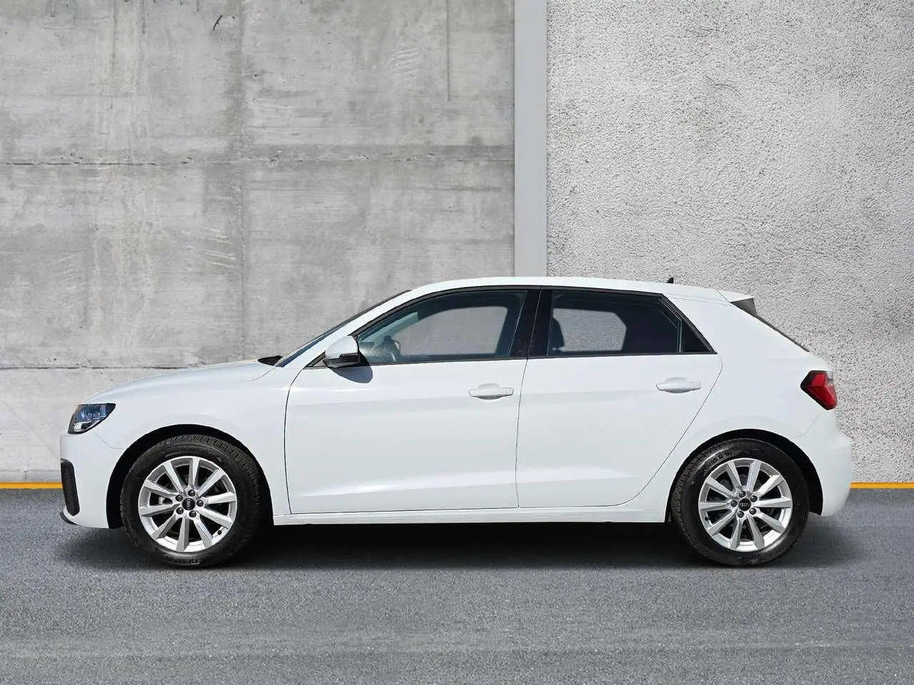 Photo 1 : Audi A1 2022 Petrol