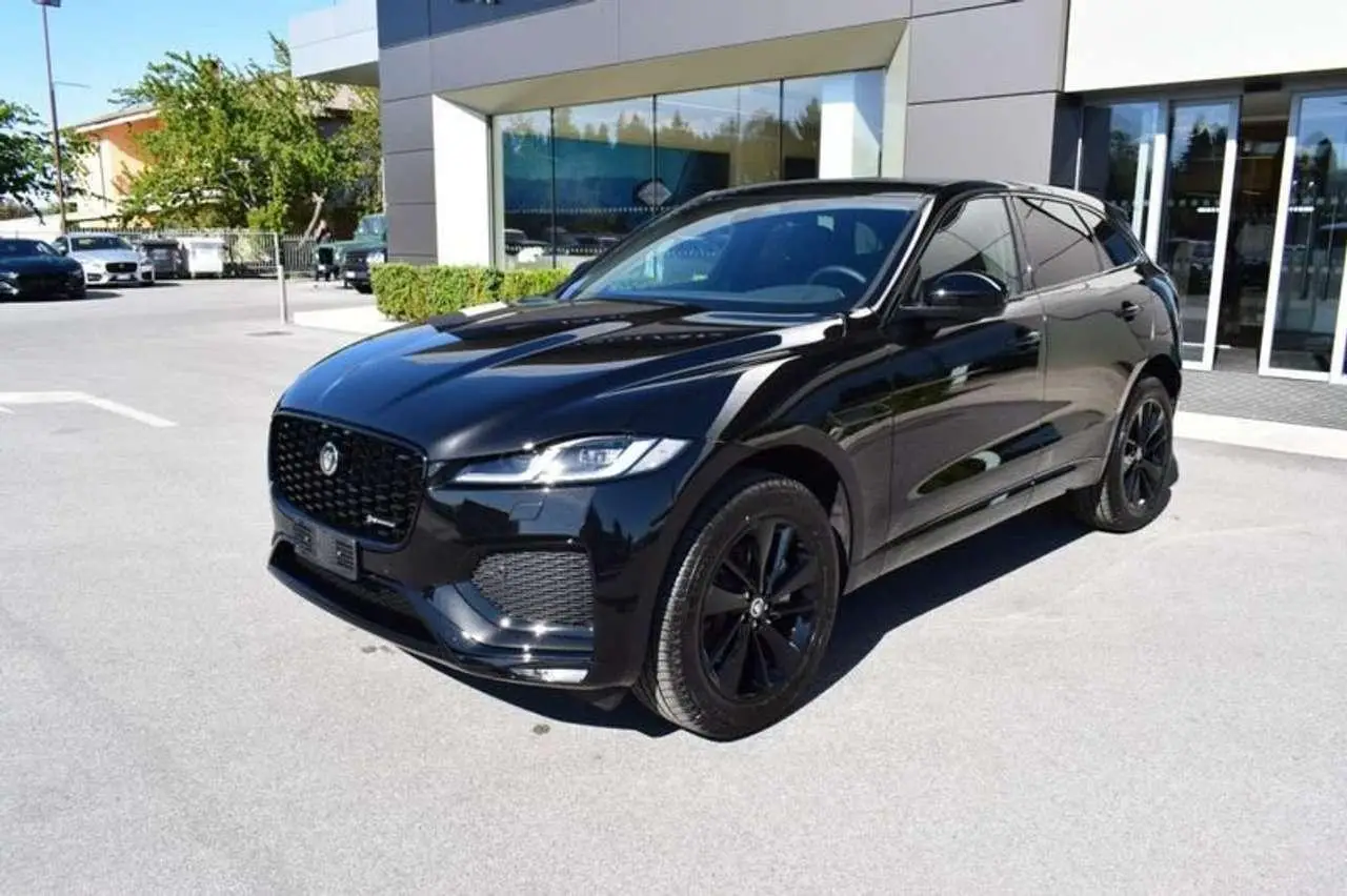 Photo 1 : Jaguar F-pace 2024 Hybrid