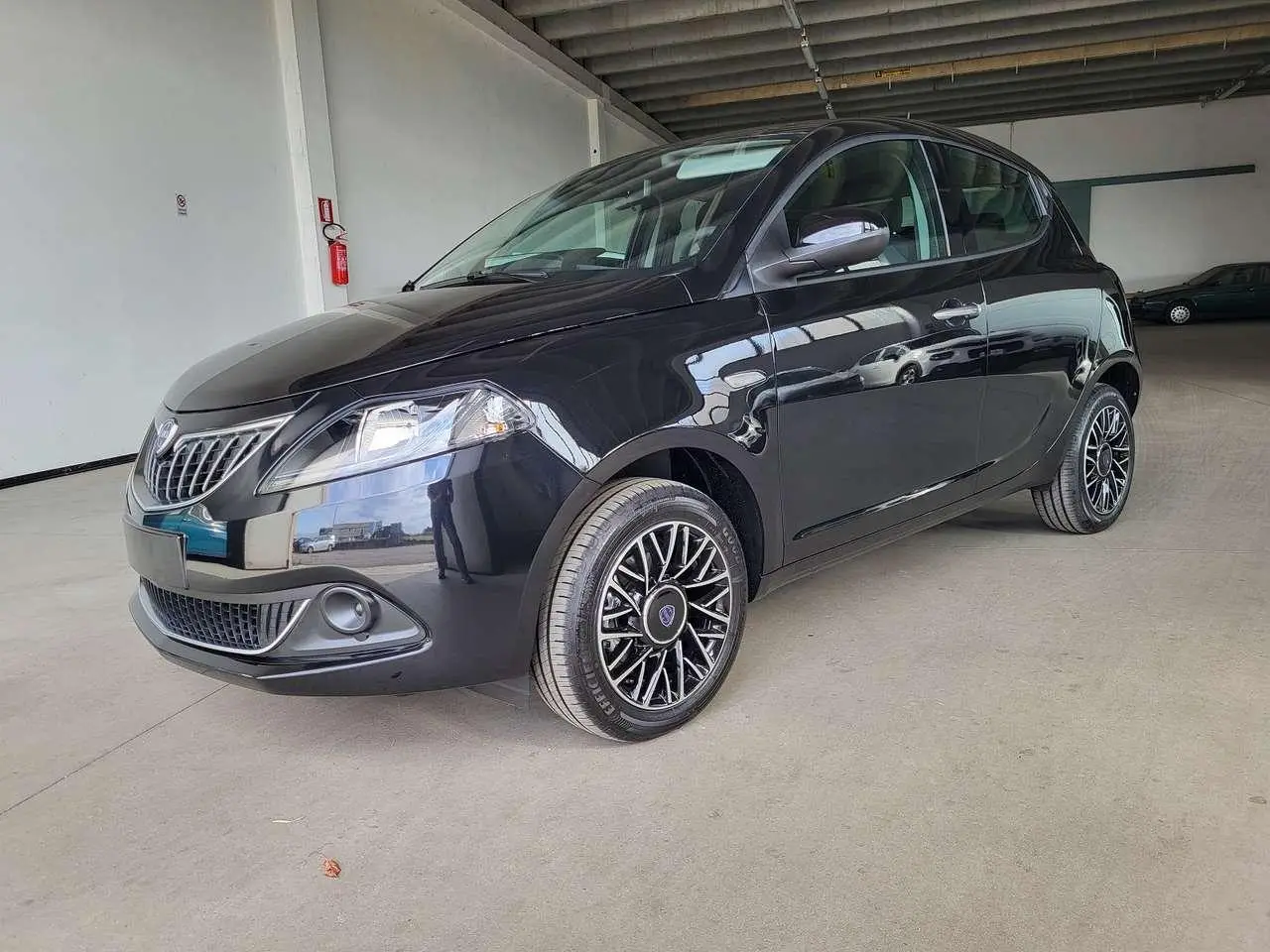 Photo 1 : Lancia Ypsilon 2024 GPL