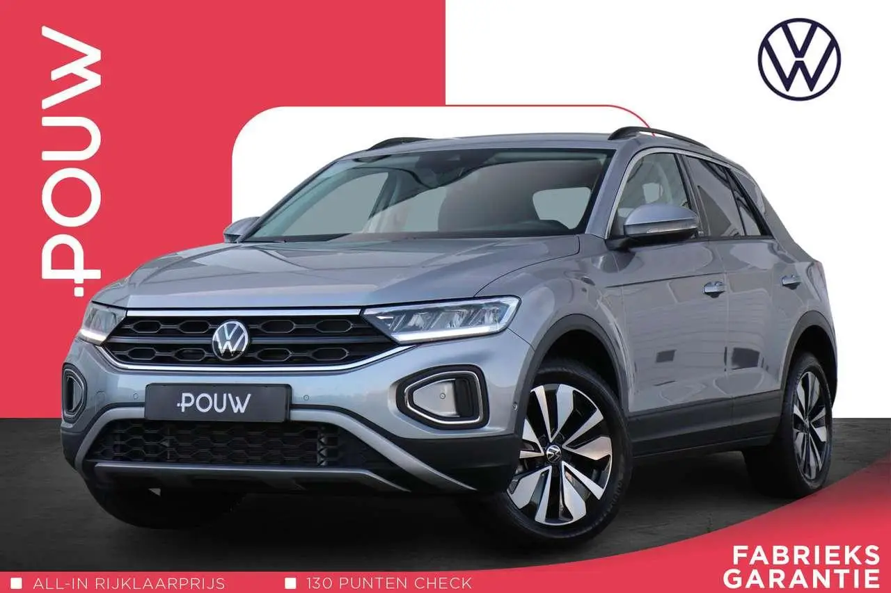 Photo 1 : Volkswagen T-roc 2024 Petrol