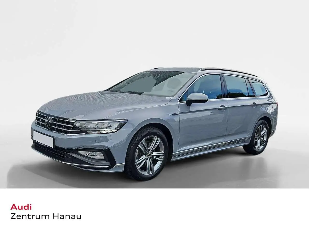 Photo 1 : Volkswagen Passat 2023 Essence