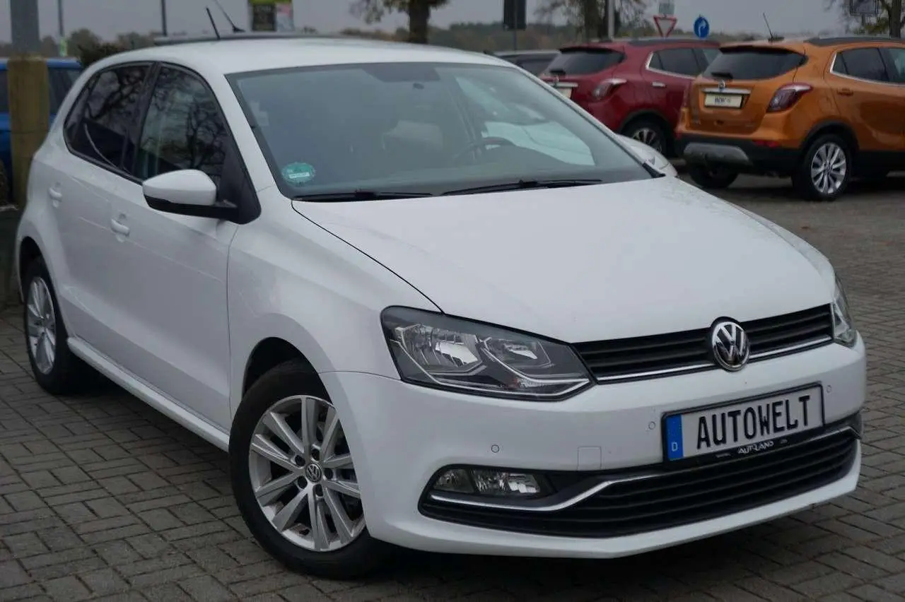 Photo 1 : Volkswagen Polo 2017 Petrol