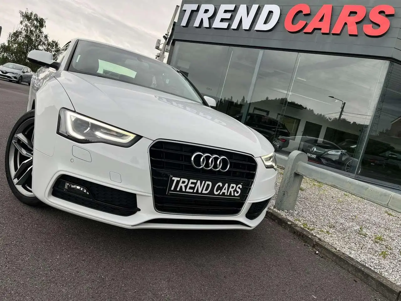 Photo 1 : Audi A5 2015 Petrol