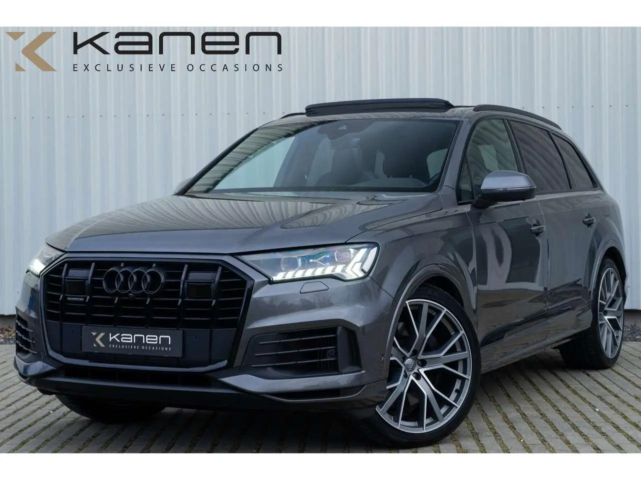 Photo 1 : Audi Q7 2021 Hybride