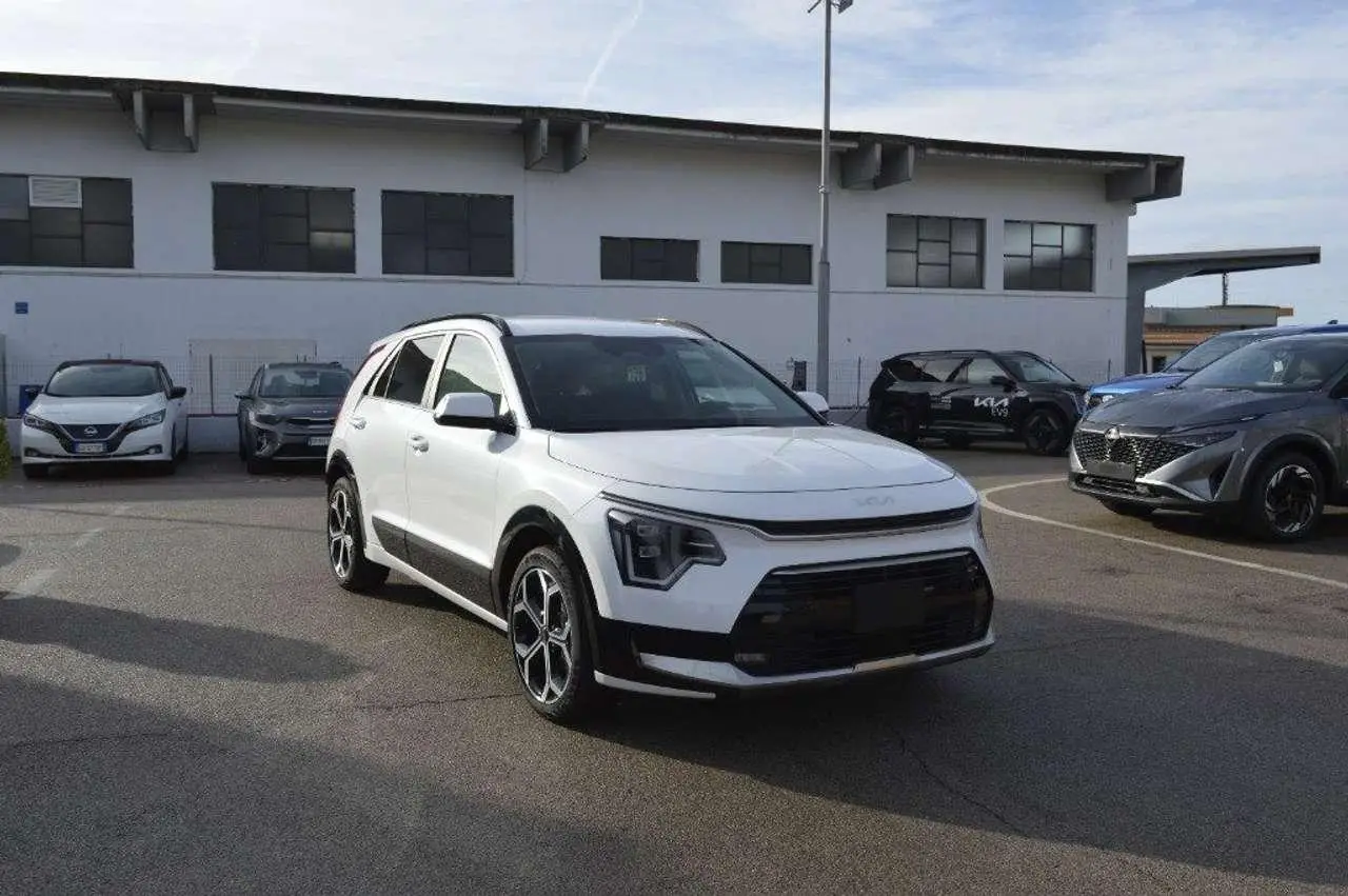 Photo 1 : Kia Niro 2024 Hybride