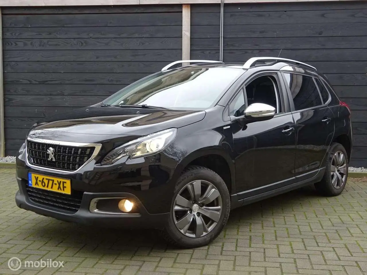 Photo 1 : Peugeot 2008 2019 Petrol