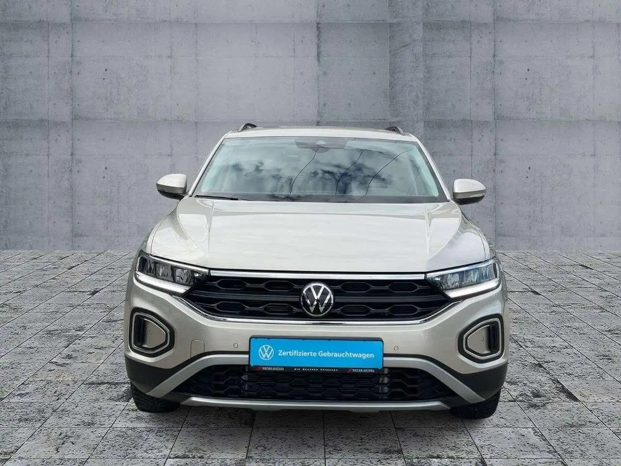 Photo 1 : Volkswagen T-roc 2023 Essence