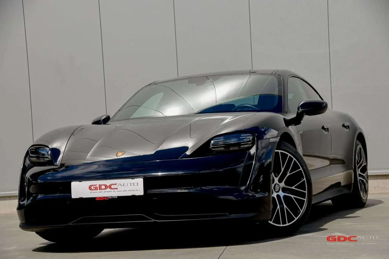 Photo 1 : Porsche Taycan 2021 Électrique