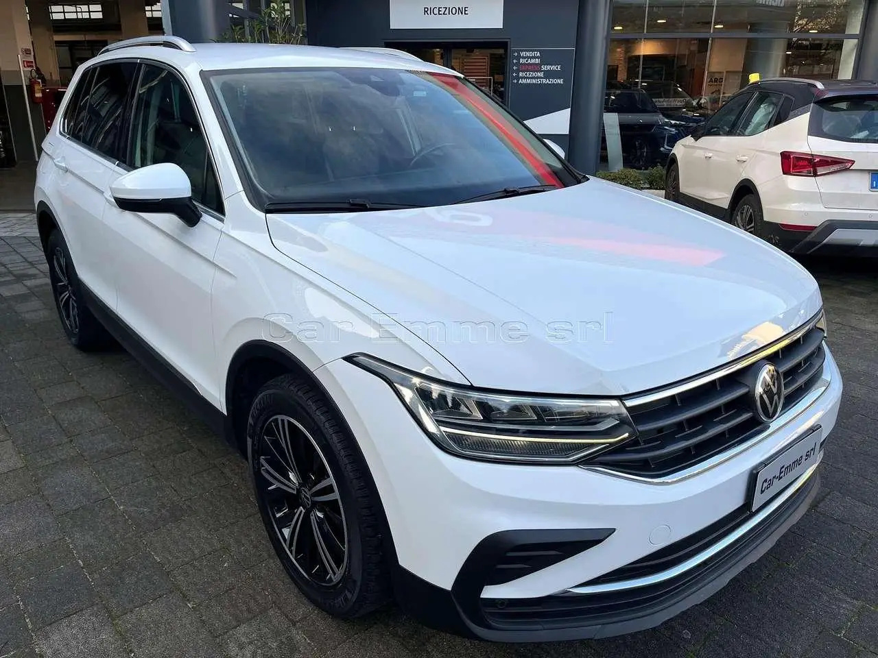 Photo 1 : Volkswagen Tiguan 2021 Hybrid