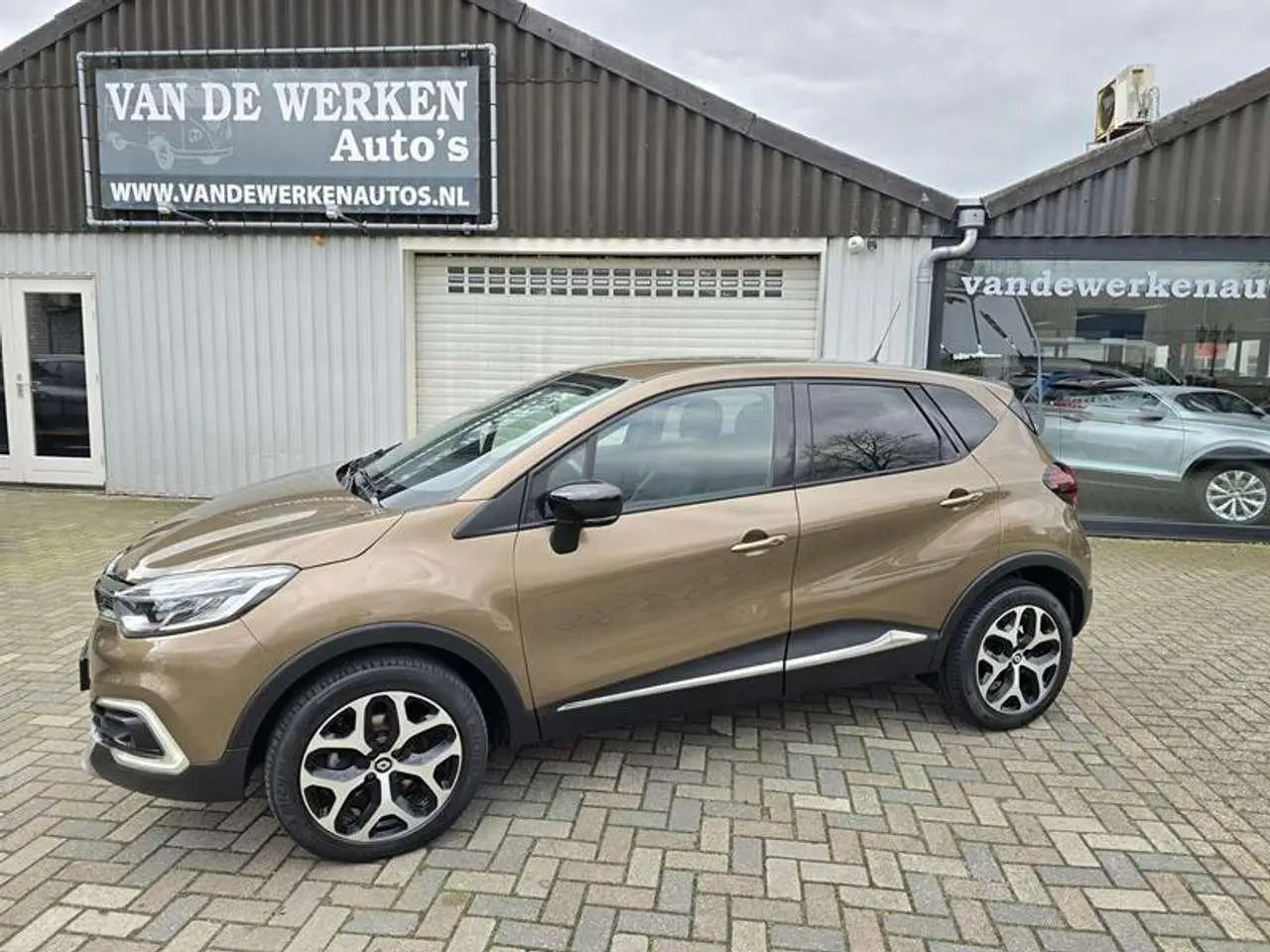 Photo 1 : Renault Captur 2017 Essence