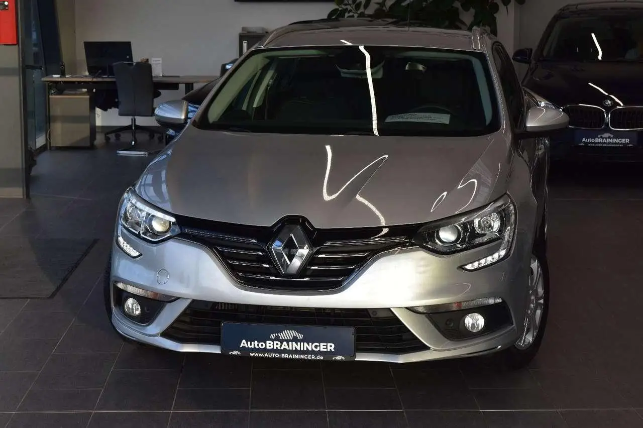 Photo 1 : Renault Megane 2018 Diesel