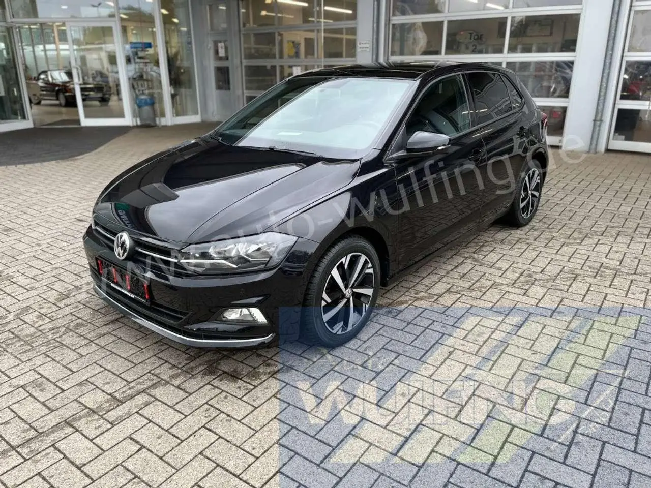 Photo 1 : Volkswagen Polo 2018 Petrol