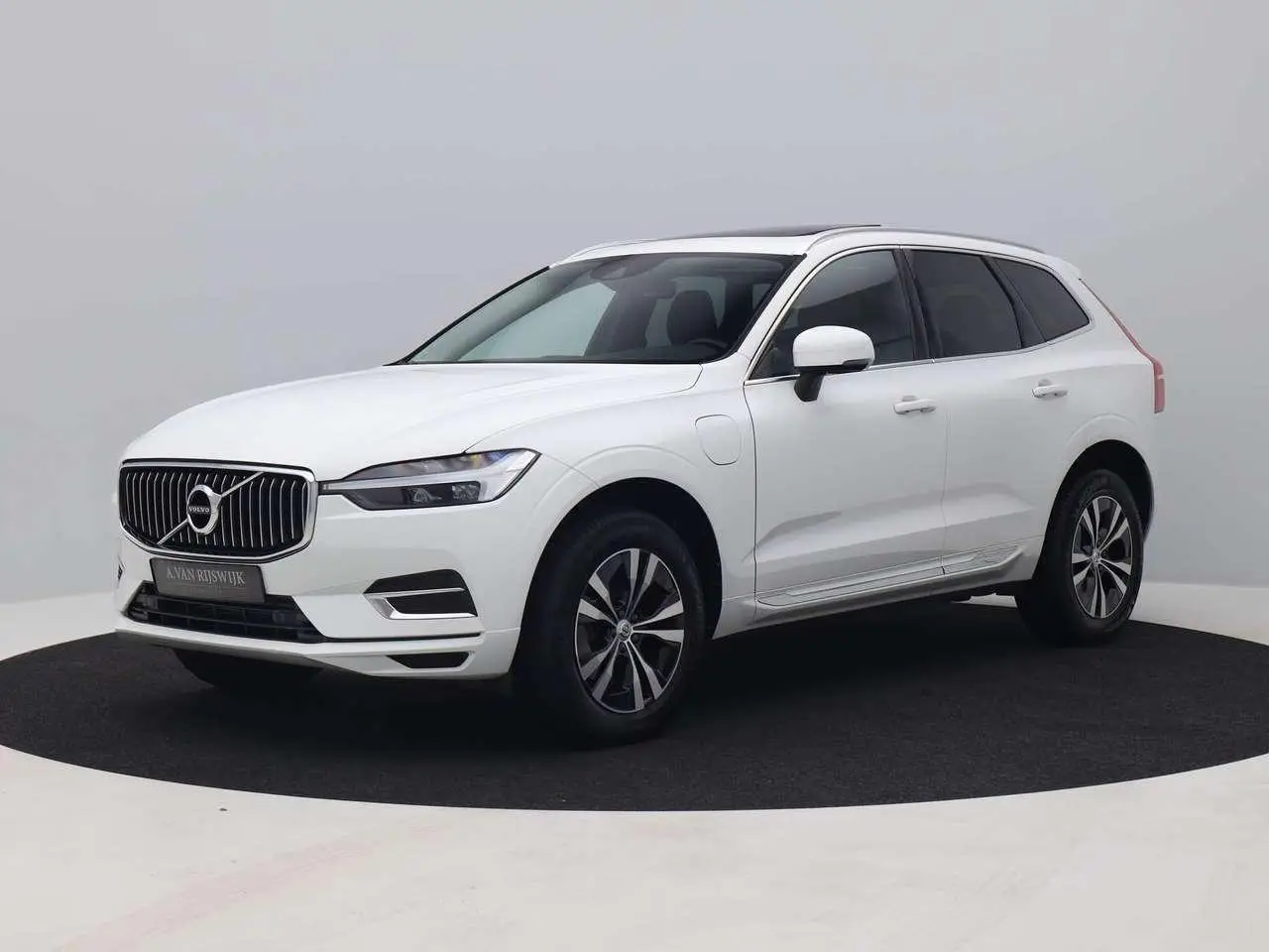 Photo 1 : Volvo Xc60 2021 Hybrid