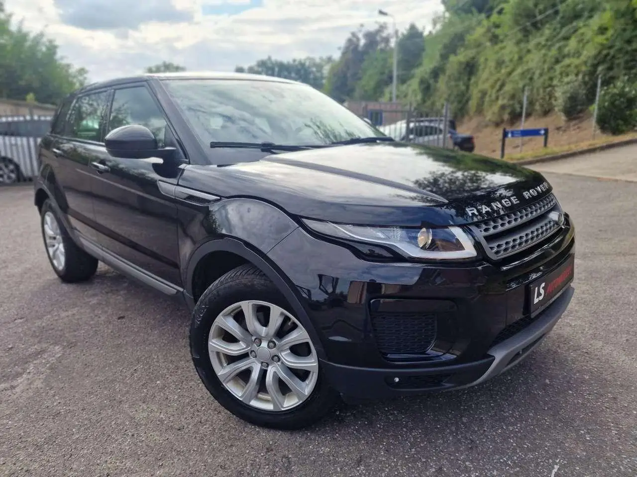 Photo 1 : Land Rover Range Rover Evoque 2018 Diesel