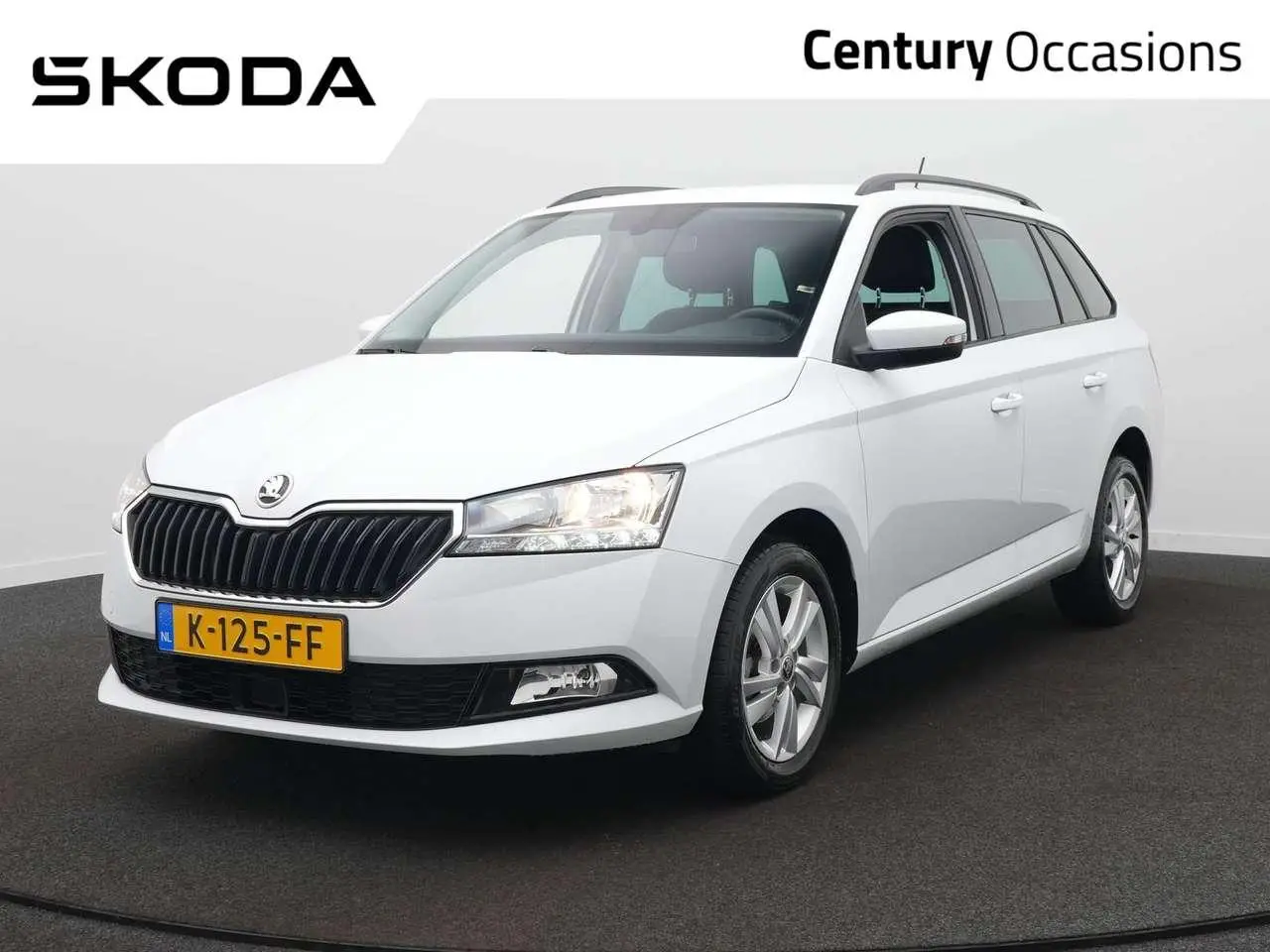 Photo 1 : Skoda Fabia 2020 Petrol